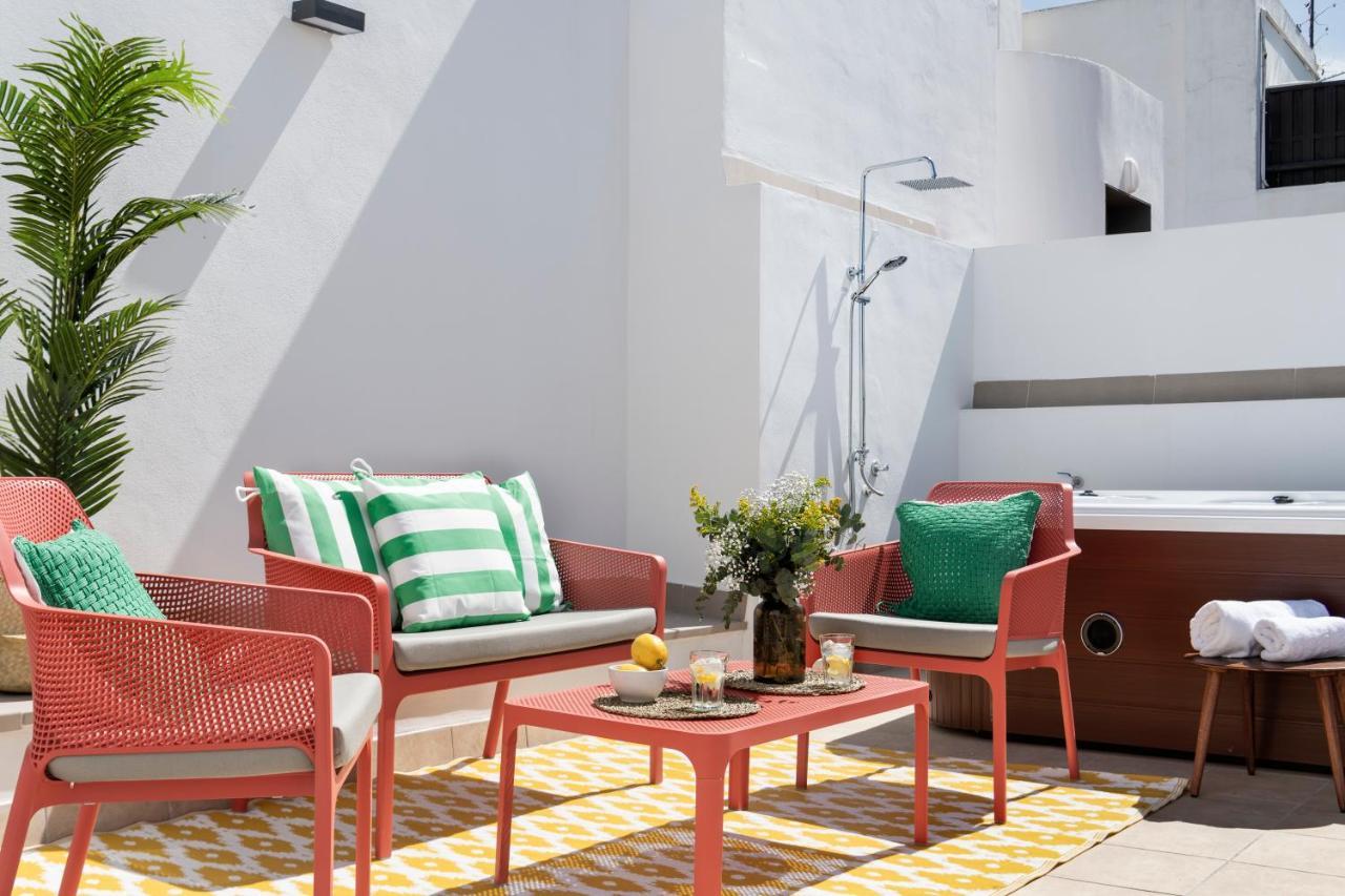 Magno Apartments Feria 132 Seville Exterior photo